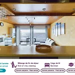 Pour 8 Sur La Grande De St Gilles شقة