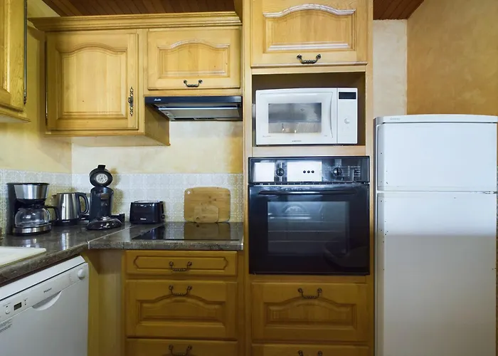 Appartement Pour 8 Sur La Grande De St Gilles *